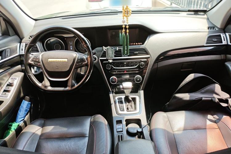 Used Leopaard CS10 2017 1.5T CVT Luxury Model Center Console