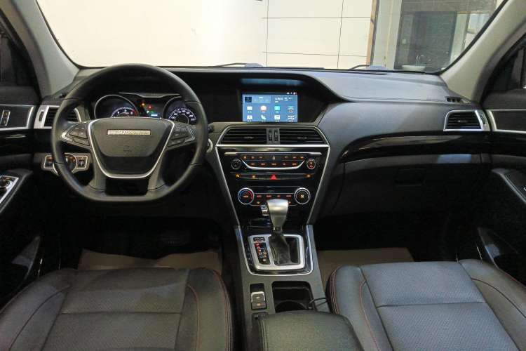 Used Leopaard CS10 2017 1.5T CVT Luxury Model Center Console