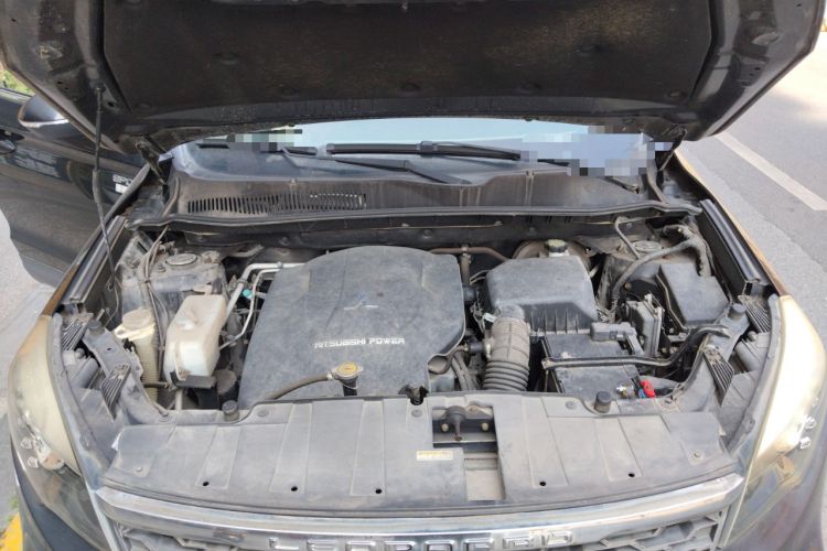 Used Leopaard CS10 2017 2.0T Manual Fashion Edition Engine Bay