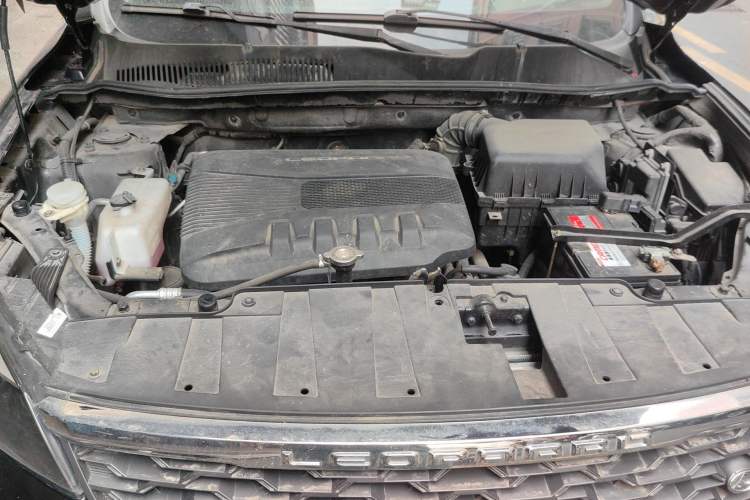 Used Leopaard CS10 2017 1.5T CVT Elite Model Engine Bay