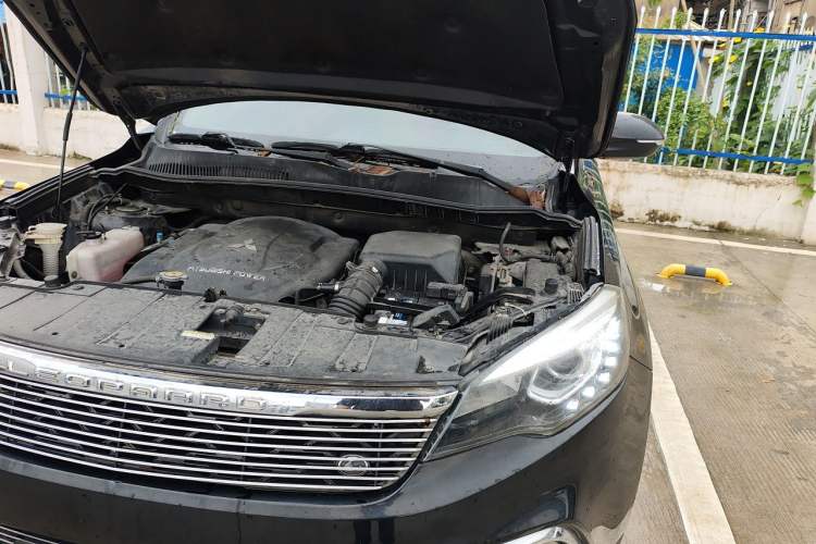 Used Leopaard CS10 2017 2.0T Automatic Luxury Model Engine Bay Left