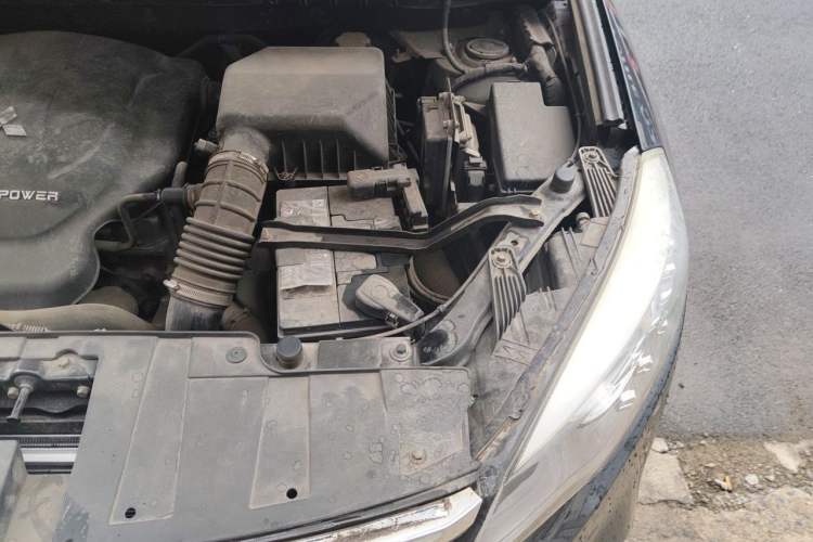 Used Leopaard CS10 2017 2.0T Automatic Urban Version Engine Bay Left