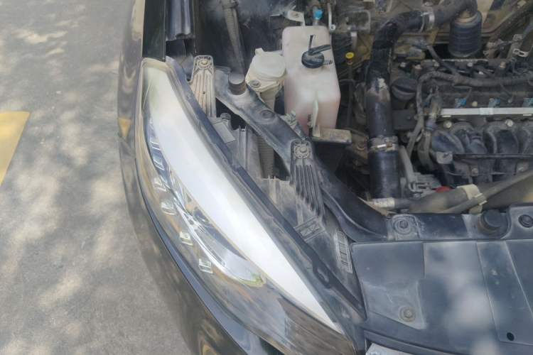 Used Leopaard CS10 2017 1.5T CVT Luxury Model Engine Bay Right