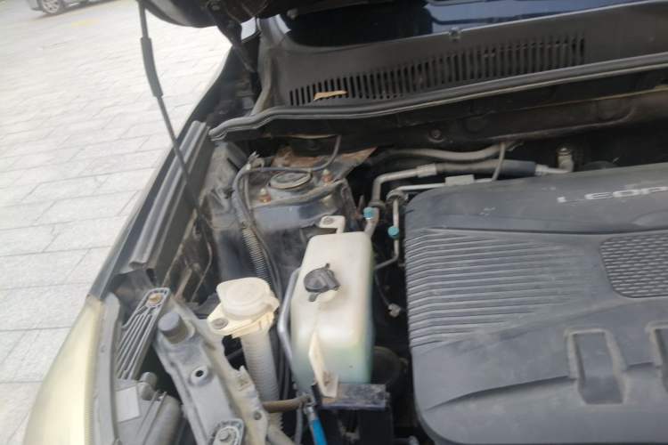 Used Leopaard CS10 2017 1.5T Manual Comfort Model Engine Bay Right