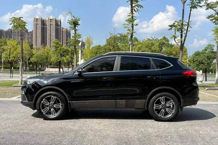 Used Leopaard CS10 2017 2.0T Automatic Luxury Model Exterior 2