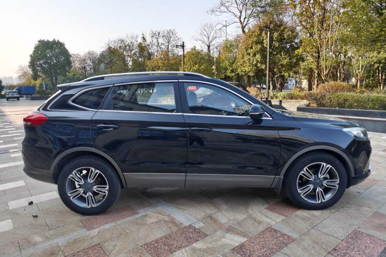 Used Leopaard CS10 2017 2.0T Manual Excellence Edition Exterior 3