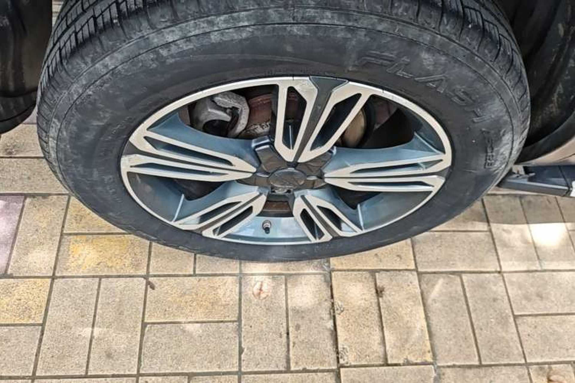 Used Leopaard CS10 2017 2.0T Manual Excellence Edition Exterior 5