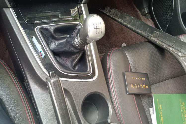 Used Leopaard CS10 2017 2.0T Manual Fashion Edition Gear Lever