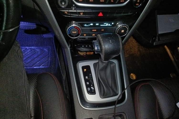 Used Leopaard CS10 2017 2.0T Automatic Luxury Model Gear Lever