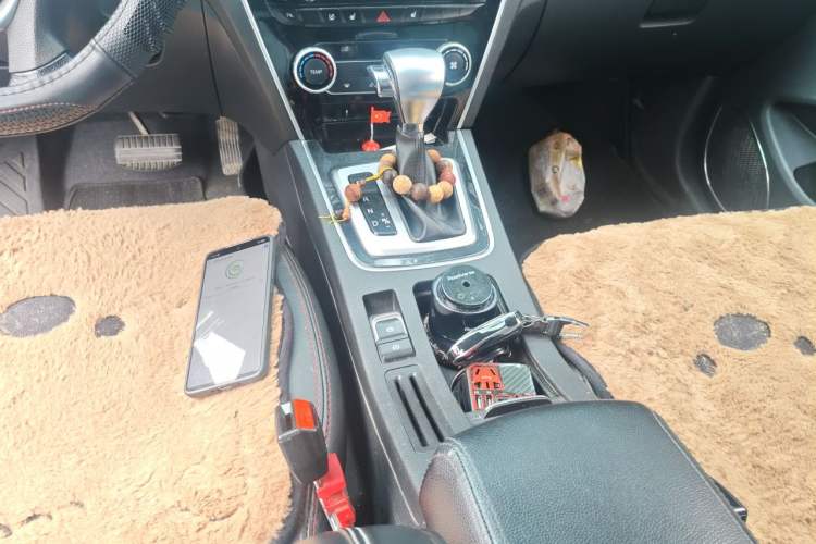 Used Leopaard CS10 2017 2.0T Automatic Luxury Edition Gear Lever
