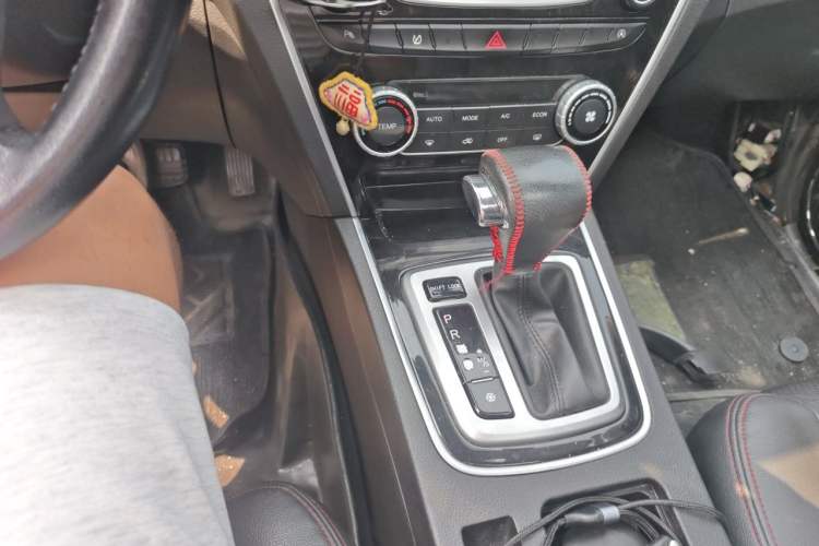 Used Leopaard CS10 2017 1.5T CVT Luxury Model Gear Lever