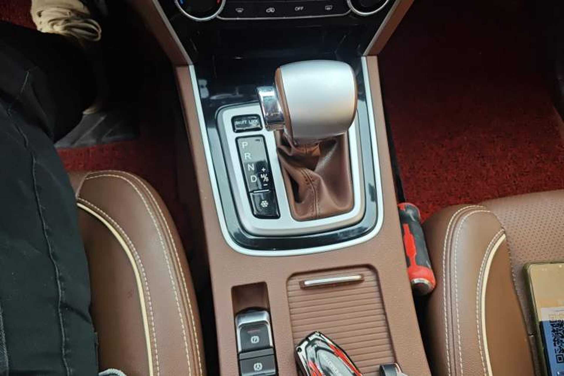 Used Leopaard CS10 2017 1.5T CVT Luxury Model Gear Lever