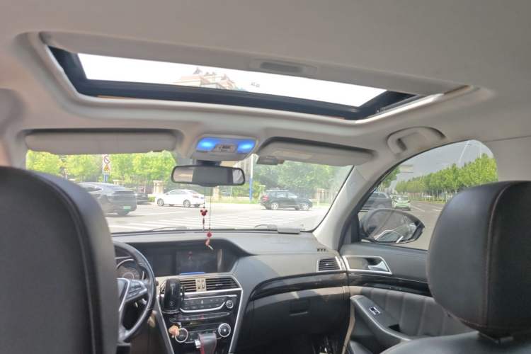 Used Leopaard CS10 2017 1.5T CVT Luxury Model Headliner