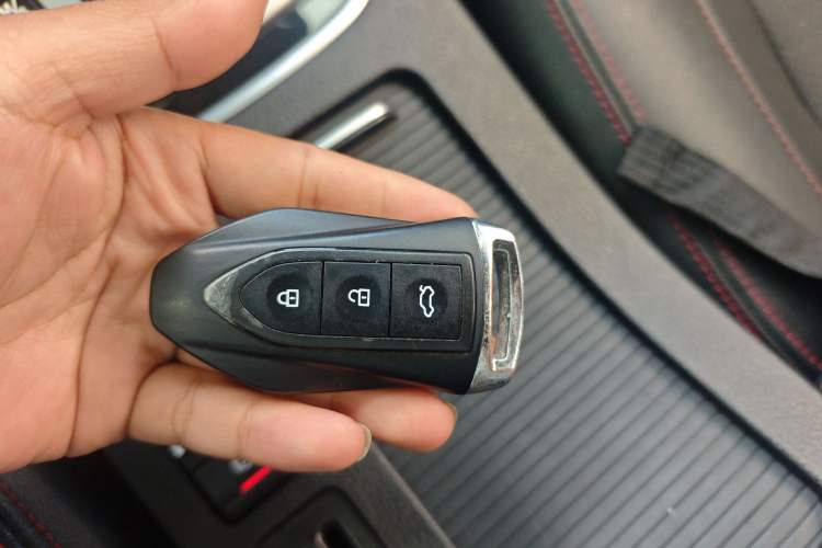 Used Leopaard CS10 2017 2.0T Automatic Luxury Model Interior 1