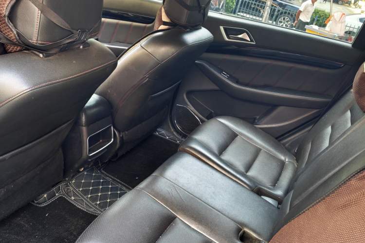 Used Leopaard CS10 2017 1.5T CVT Elite Model Interior 2