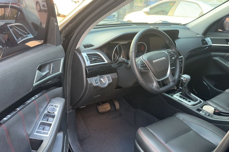 Used Leopaard CS10 2017 2.0T Automatic Luxury Model Interior 2