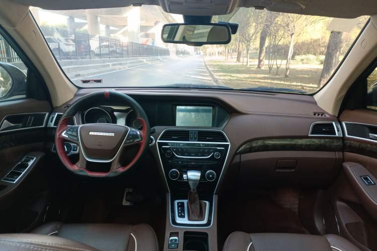 Used Leopaard CS10 2017 2.0T Automatic Luxury Model Interior 3