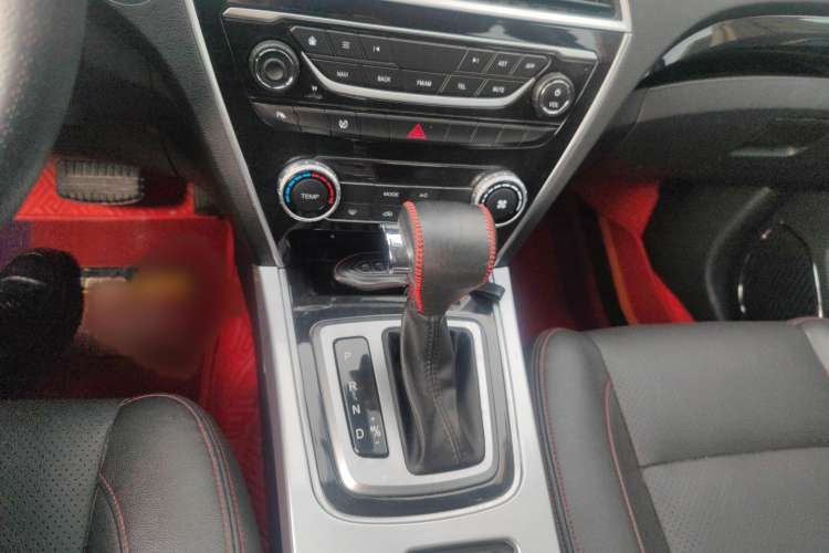 Used Leopaard CS10 2017 2.0T Automatic Luxury Model Interior 5