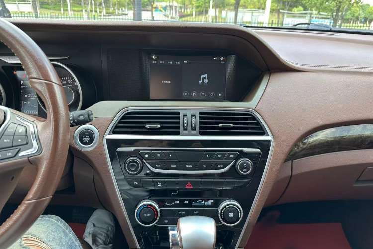 Used Leopaard CS10 2017 2.0T Automatic Luxury Model Interior 7