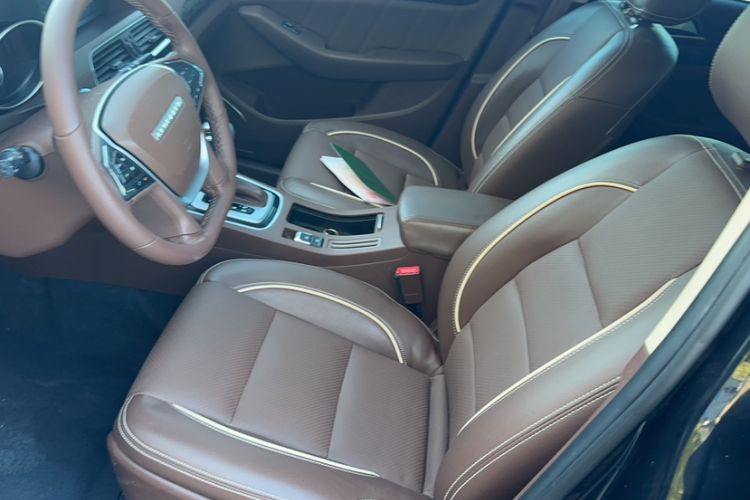 Used Leopaard CS10 2017 2.0T Automatic Luxury Model Interior 8