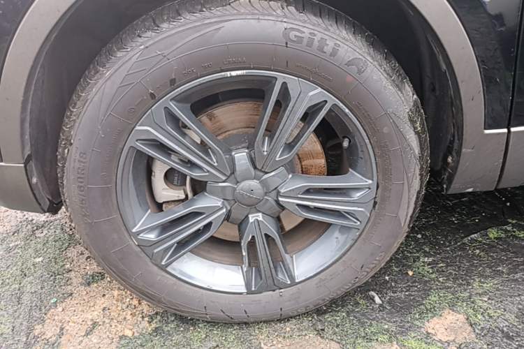 Used Leopaard CS10 2017 2.0T Automatic Urban Version Left Front Wheel Hub