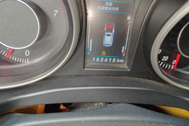 Used Leopaard CS10 2017 2.0T Automatic Luxury Model Odometer Close Up