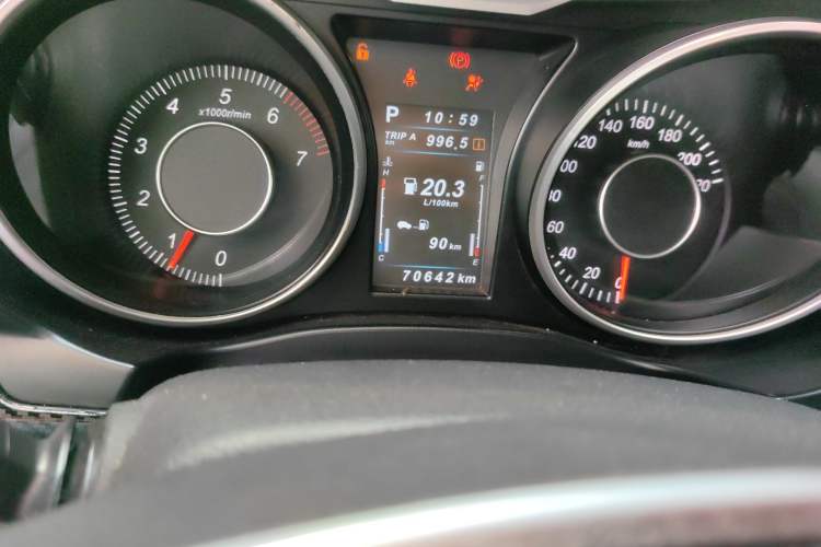 Used Leopaard CS10 2017 1.5T CVT Elite Model Odometer Close Up
