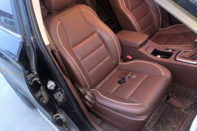Used Leopaard CS10 2017 2.0T Automatic Urban Version Right Front Seat