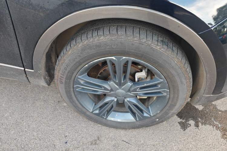 Used Leopaard CS10 2017 2.0T Manual Fashion Edition Right Front Wheel Hub