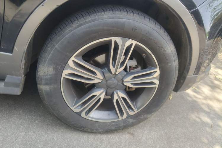 Used Leopaard CS10 2017 1.5T CVT Luxury Model Right Front Wheel Hub