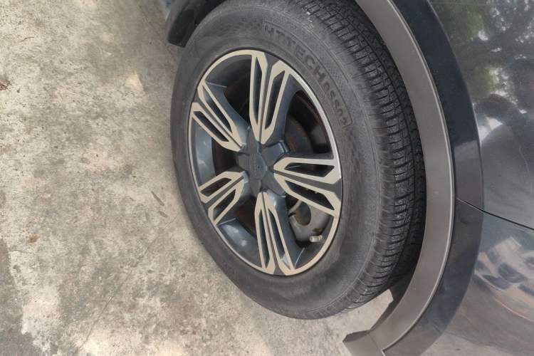 Used Leopaard CS10 2017 2.0T Automatic Luxury Model Right Front Wheel Hub