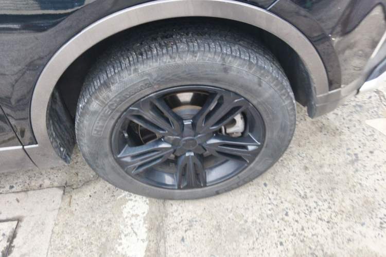 Used Leopaard CS10 2017 1.5T CVT Elite Model Right Front Wheel Hub