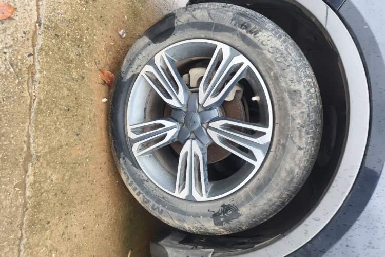 Used Leopaard CS10 2017 2.0T Automatic Luxury Model Right Front Wheel Hub