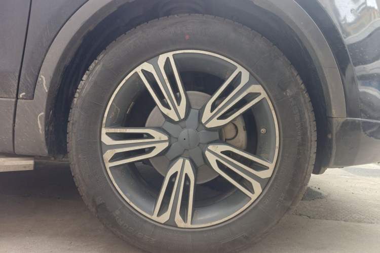 Used Leopaard CS10 2017 2.0T Manual Excellence Edition Right Front Wheel Hub