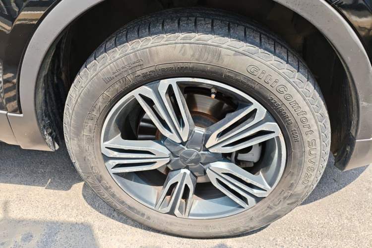 Used Leopaard CS10 2017 1.5T CVT Luxury Model Right Front Wheel Hub