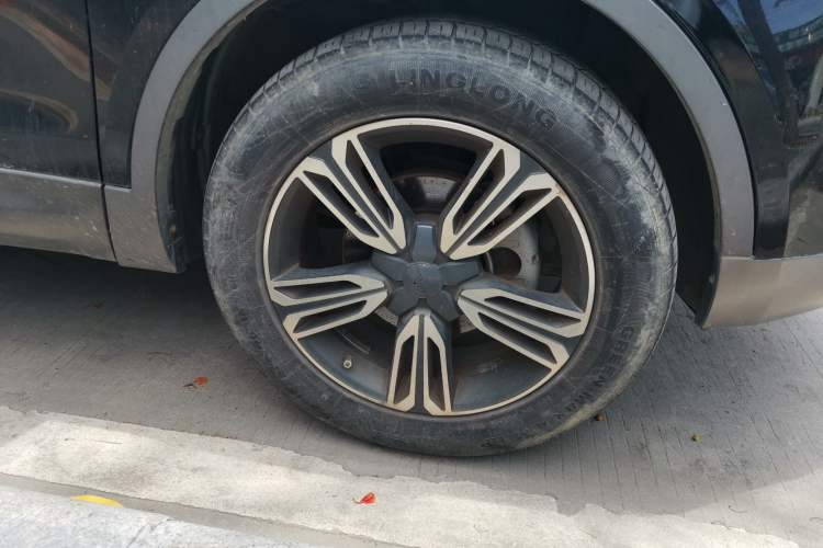 Used Leopaard CS10 2017 1.5T CVT Luxury Model Right Front Wheel Hub