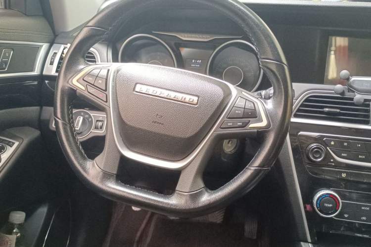 Used Leopaard CS10 2017 2.0T Manual Fashion Edition Steering Wheel