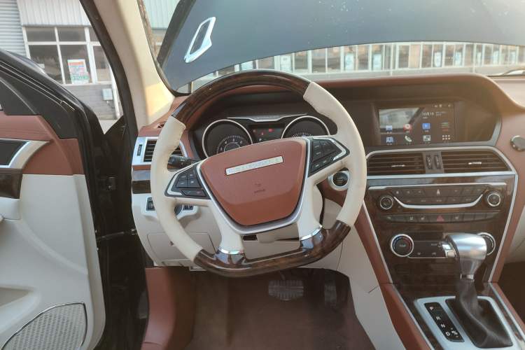 Used Leopaard CS10 2017 2.0T Automatic Luxury Edition Steering Wheel