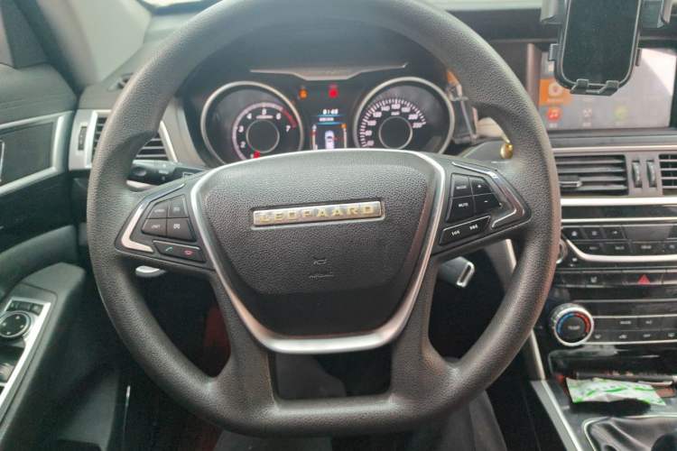 Used Leopaard CS10 2017 1.5T Manual Elite Version Steering Wheel