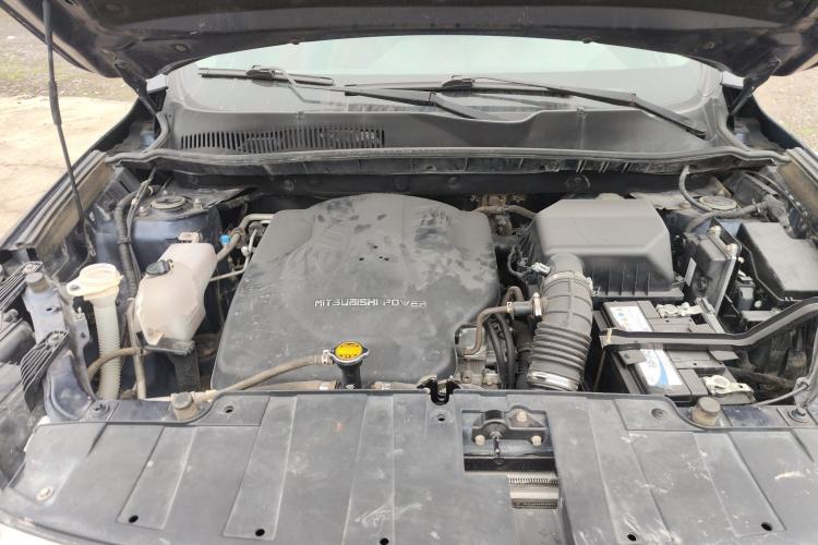 Used Leopaard CS10 2017 2.0T Automatic Luxury Model Engine Bay
