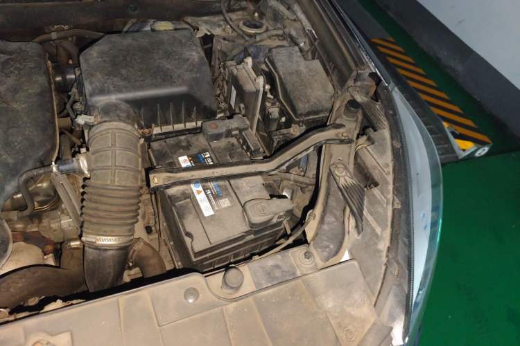 Used Leopaard CS10 2017 2.0T Automatic Urban Version Engine Bay Left