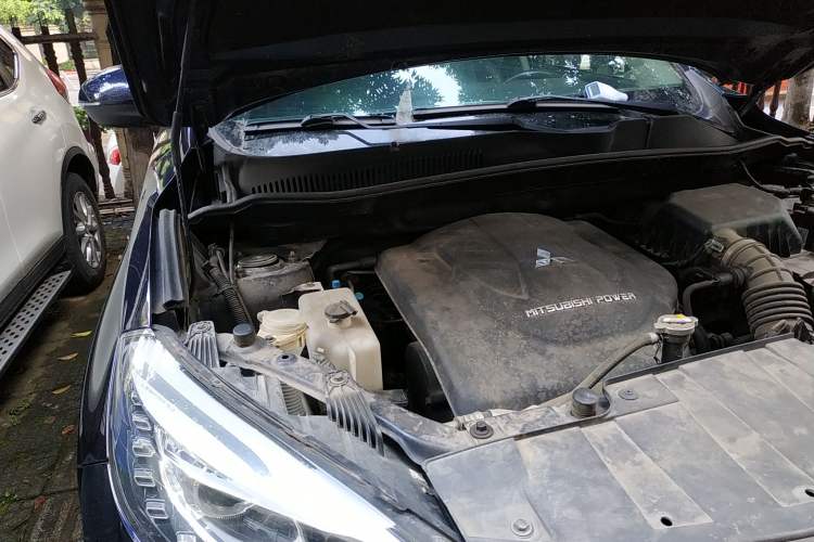 Used Leopaard CS10 2017 2.0T Automatic Leading Model Engine Bay Right