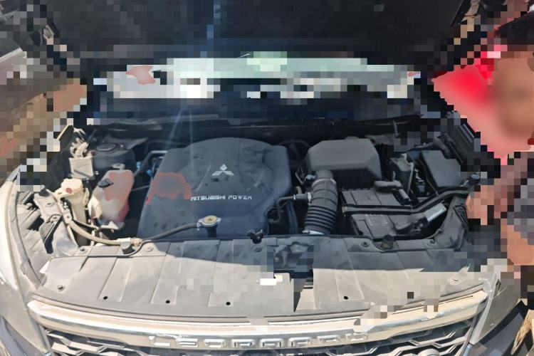 Used Leopaard CS10 2017 2.0T Automatic Luxury Model Engine Bay