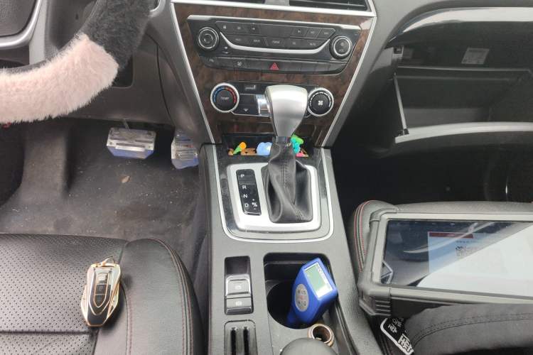 Used Leopaard CS10 2017 2.0T Automatic Luxury Model Gear Lever
