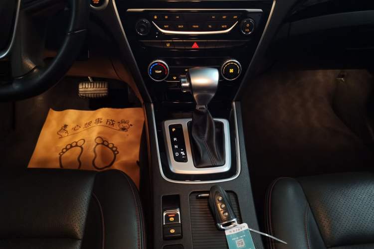 Used Leopaard CS10 2017 2.0T Automatic Urban Version Gear Lever