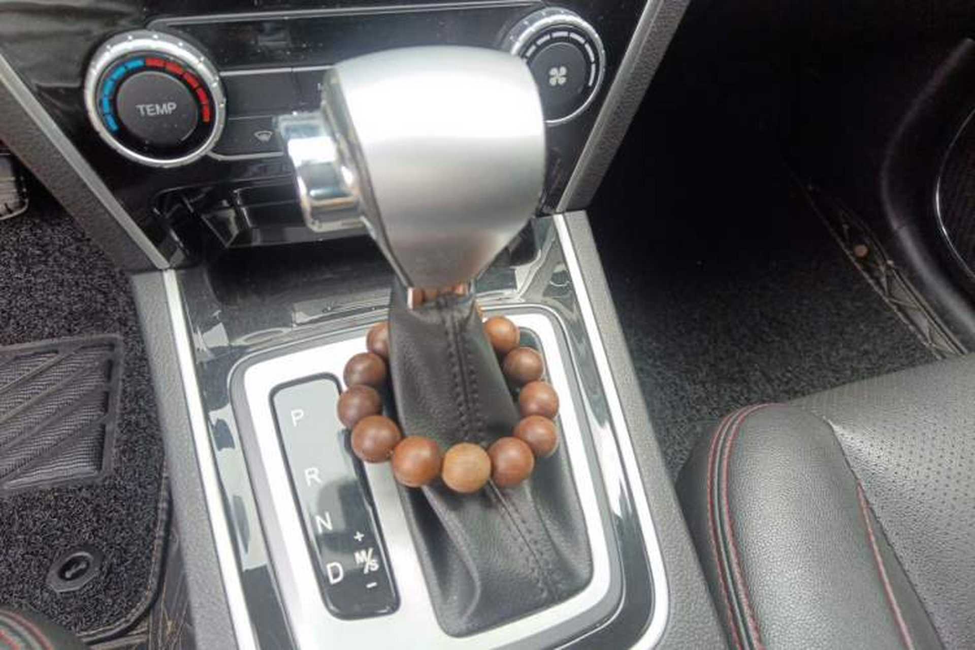 Used Leopaard CS10 2017 2.0T Automatic Urban Version Gear Lever
