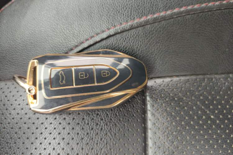 Used Leopaard CS10 2017 2.0T Automatic Luxury Model Interior 1