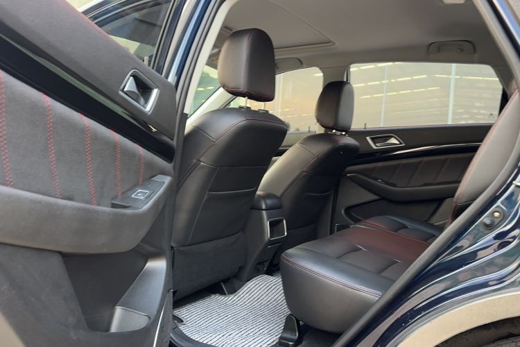 Used Leopaard CS10 2017 2.0T Automatic Urban Version Interior 5