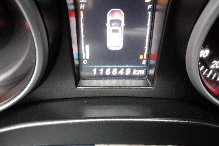 Used Leopaard CS10 2017 1.5T Manual Prestige Model Odometer Close Up