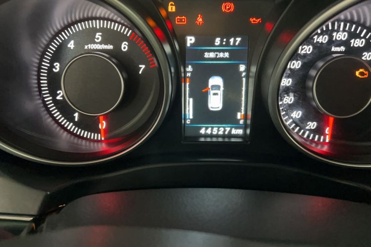 Used Leopaard CS10 2017 1.5T CVT Elite Model Odometer Close Up